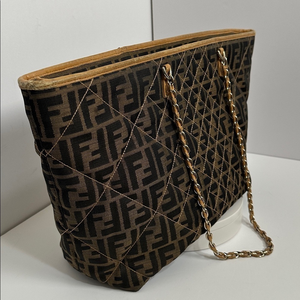 💯Authentic Fendi Brown Zucca Quilted Nylon Large Roll Tote🍀 - Picture 10 of 17